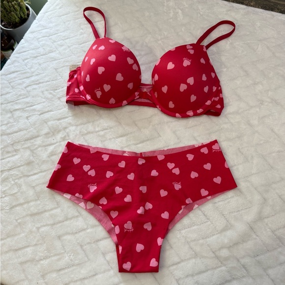 Nwt $47 Victorias Secret Pink Front Close Push Up Bra Heart Red Cheekster 36B M - Picture 1 of 9
